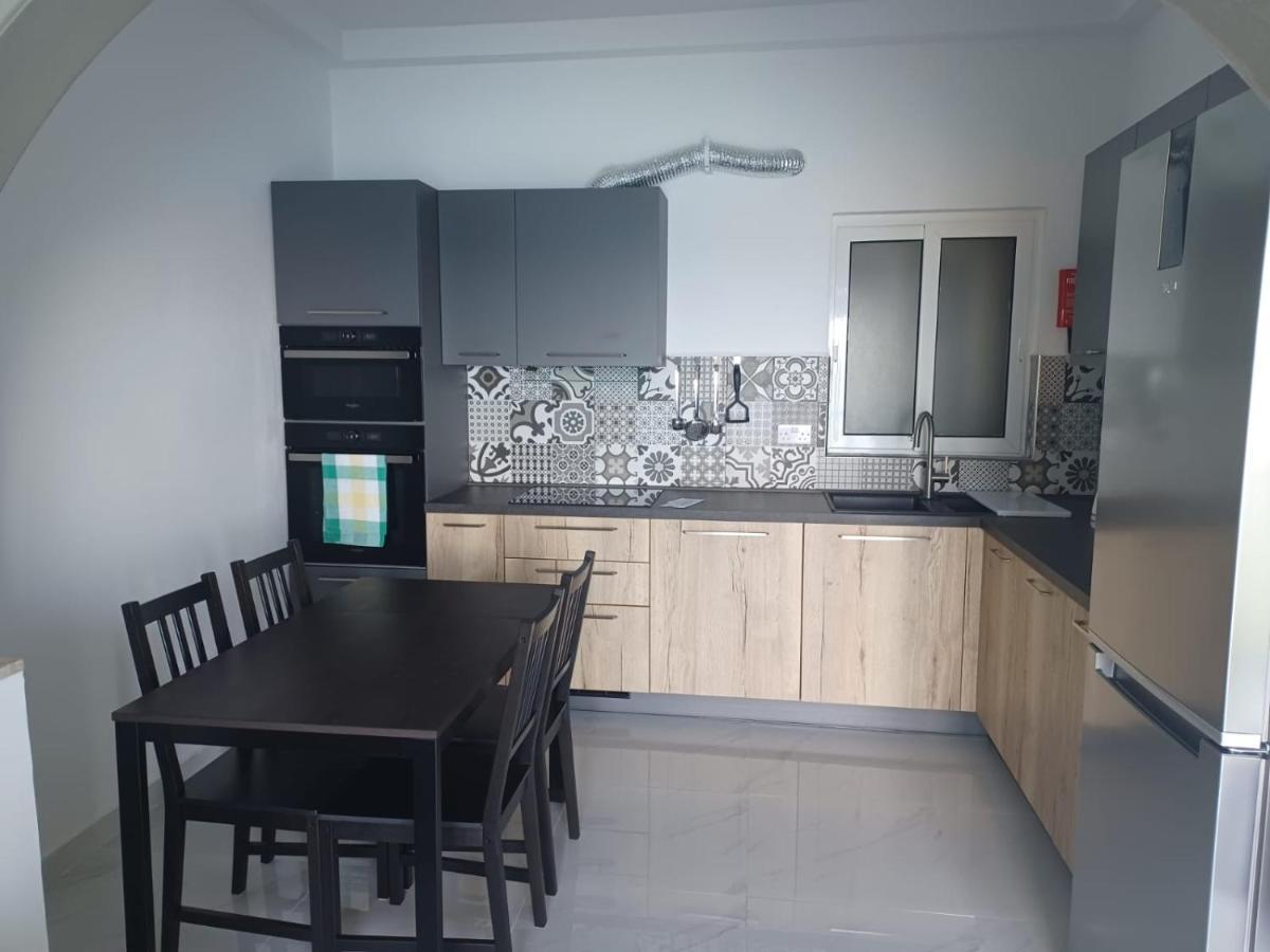 Beautiful Sliema Seaview Apt Ngoại thất bức ảnh