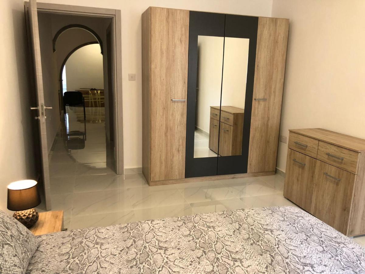 Beautiful Sliema Seaview Apt Ngoại thất bức ảnh