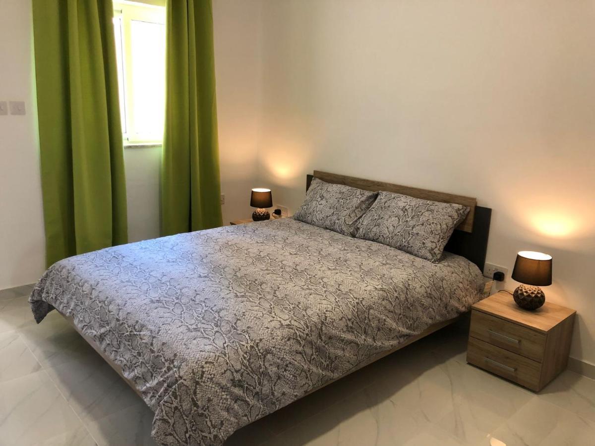 Beautiful Sliema Seaview Apt Ngoại thất bức ảnh